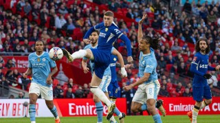  西汉姆联铁血防守制胜零封劲旅收获胜利