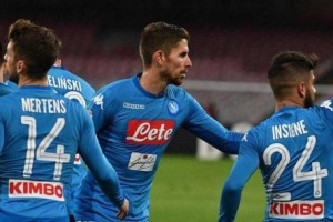  那不勒斯主场轻取维罗纳，斯帕莱蒂球队豪取五连胜佳绩