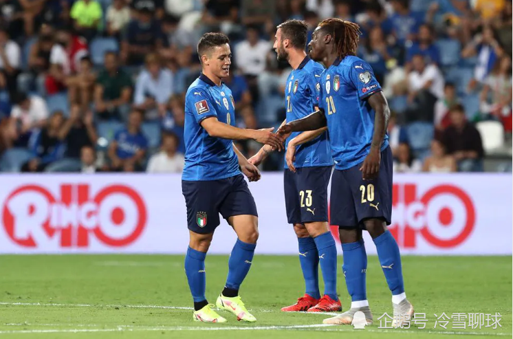  曼联锋霸打破球荒，滕哈赫变阵收获奇效  